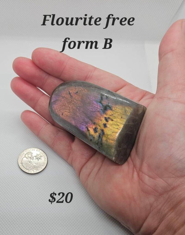 Labradorite free form