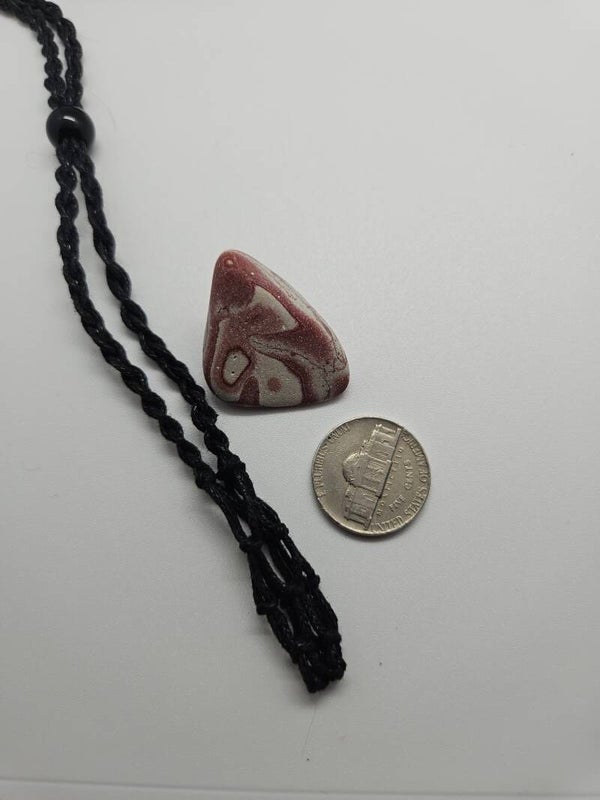 Wonder stone necklace
