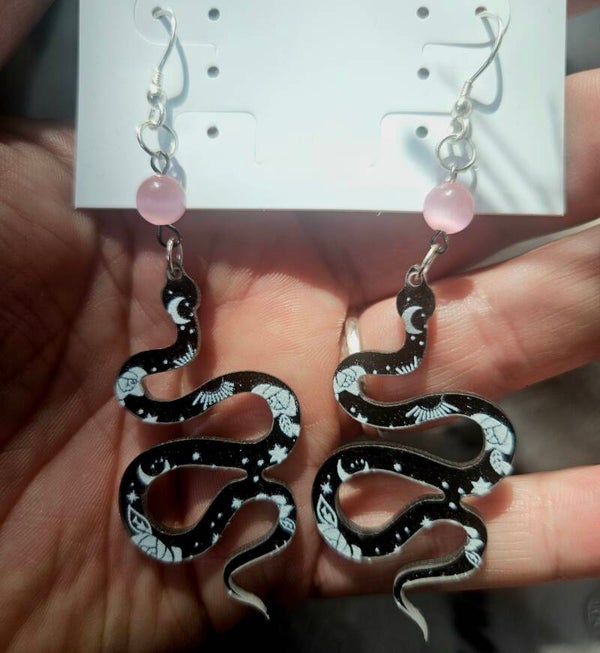 Snake/pink cats eye earrings