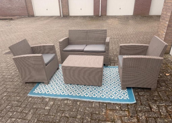 Lounge set