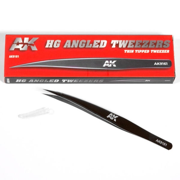 AK INTERACTIVE : REF : AK9161 : TOOL / OUTILLAGE : HG ANGLED TWEEZERS 01 (THIN TIPPED) / PINCE À ÉPINGLE CANGULÉE HG 01 (POINTES FINES)