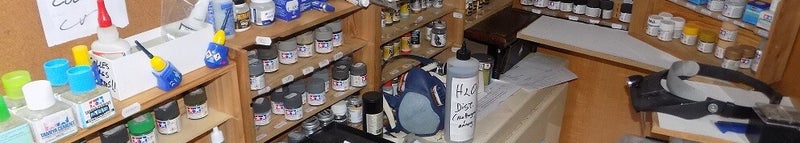 ESPACE de travail de modélisme pic