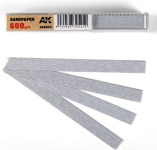 AK INTERACTIVE : REF : AK9024 : TOOL / OUTILLAGE : Dry Sandpaper 600 grit / Papier de Verre Sec Grain 600 (50 units)