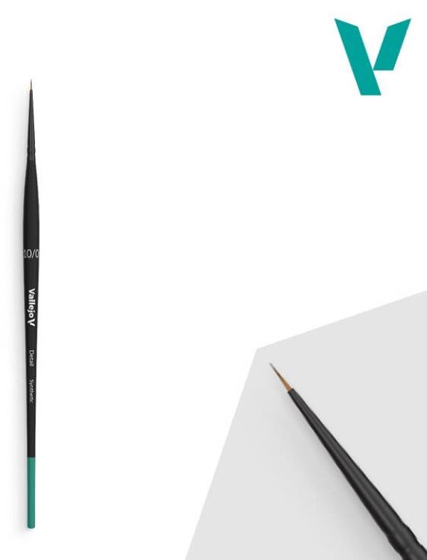 VALLEJO : BRUSH : REF : VALB2100 : DETAIL : Round Synthetic Brush No. 10/0