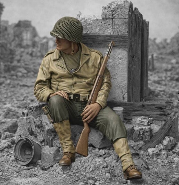 ROYAL MODEL : REF : 1168 : 1:35 : US : Soldier at Rest (1 Fig.) (WWII)