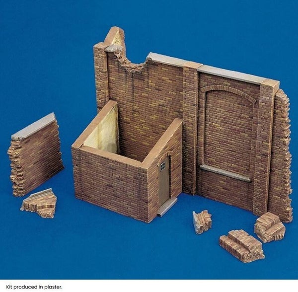 ROYAL MODEL : REF : 260 : 1:35 : SCENERY FOR DIORAMA : European Storehouse Ruin (Ruines d'Entrepôt Européen) (Part. 2)