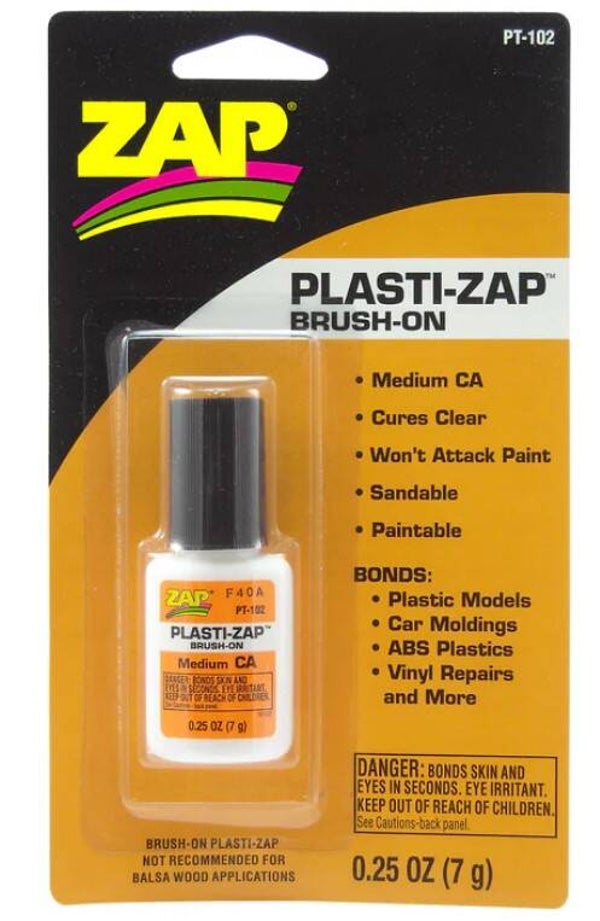 ZAP : REF : ZAPPT102 : Zap Brush-On Plasti-Zap 1/4oz (7gr) (Avec Brosse) ("Medium Viscosity" / "Viscositée moyenne")
