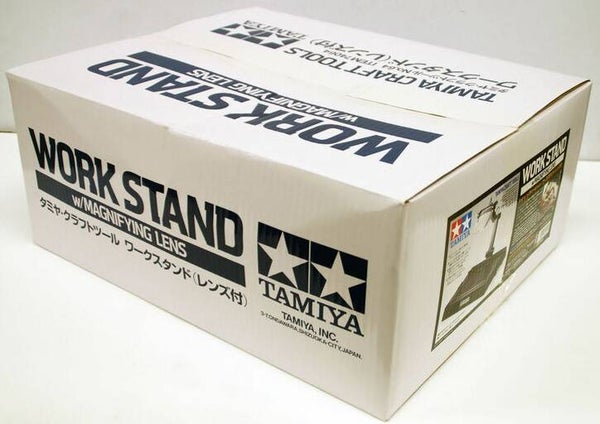 TAMIYA : REF : 74064 : TOOL / OUTILLAGE : Work Stand with Magnifying Lens /  Etabli de Modélisme avec Loupe