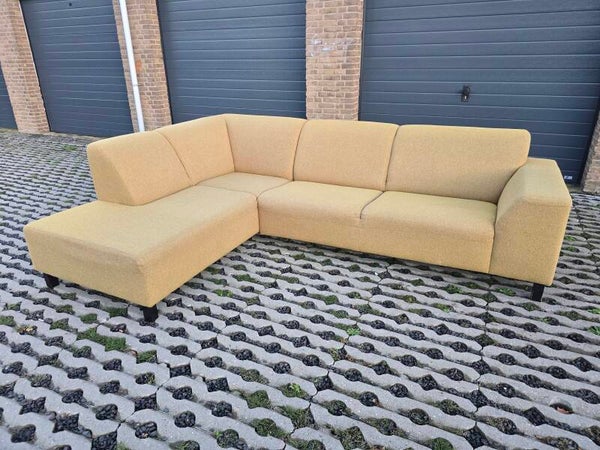 Nette MosterdGeel Hoekbank