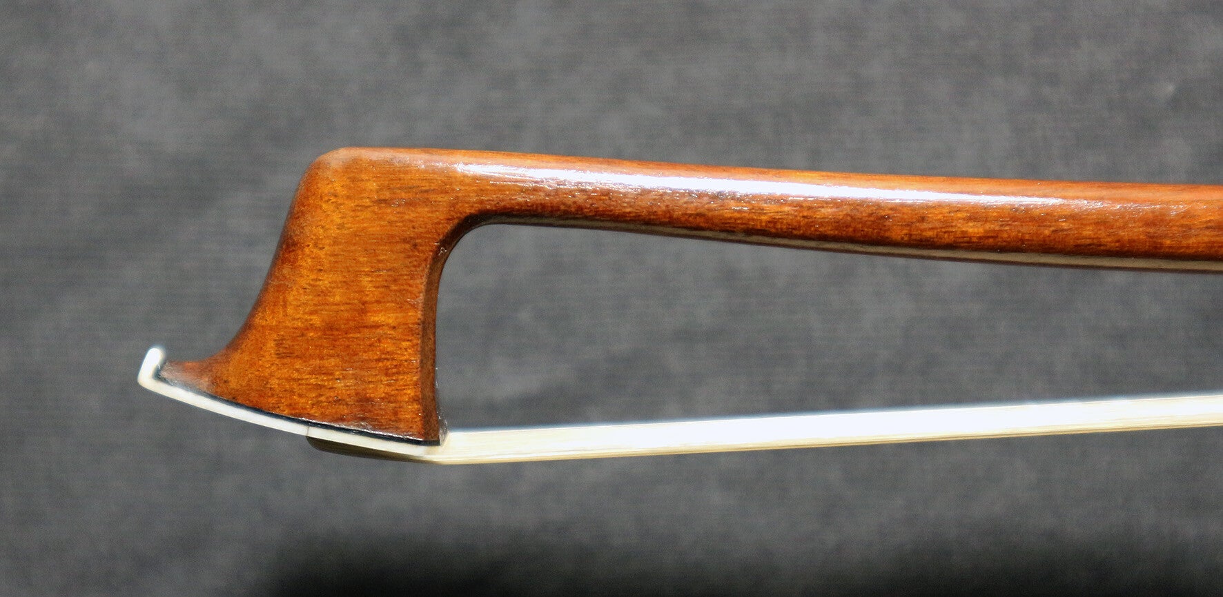 鑑定書あり　François Lotte ロッテ　1945 バイオリン　モダン弓 ヴァイオリン弓】ロジェ・フランソワ・ロッテ / ミルクール