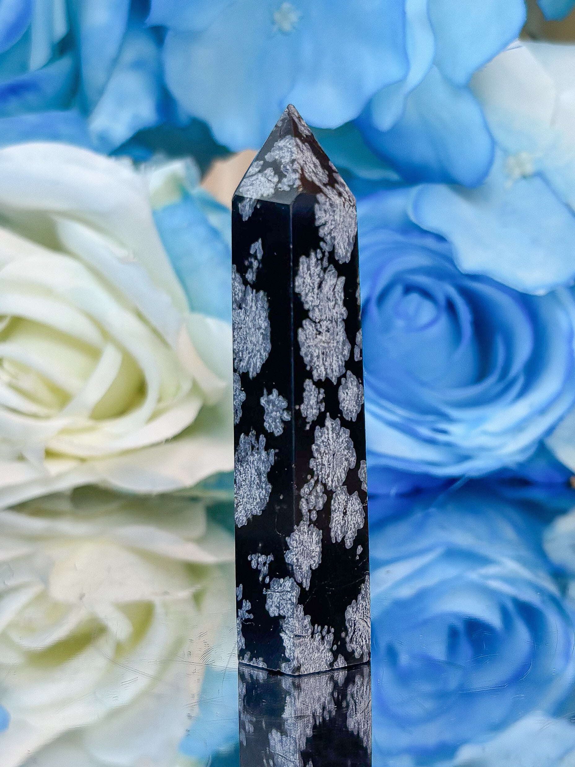 Schneeflockenobsidian Turm