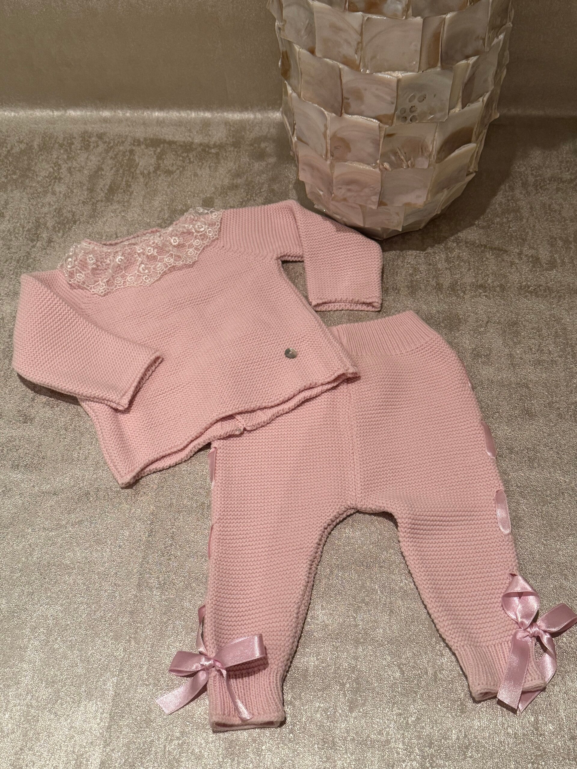 Gebreide babyset met kraagje