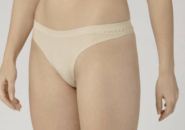 High leg string triumph