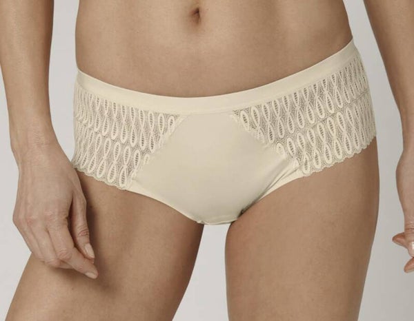 Aura spotlight maxi triumph