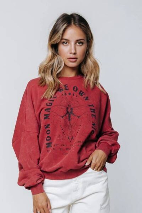 Moon Magic Acid Wash Dropped Sh. Sweat | Warm red