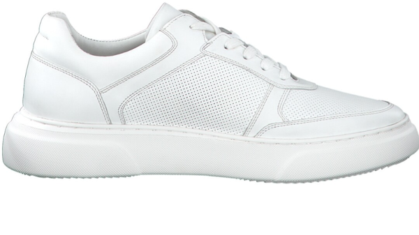 White Sneacker summer men