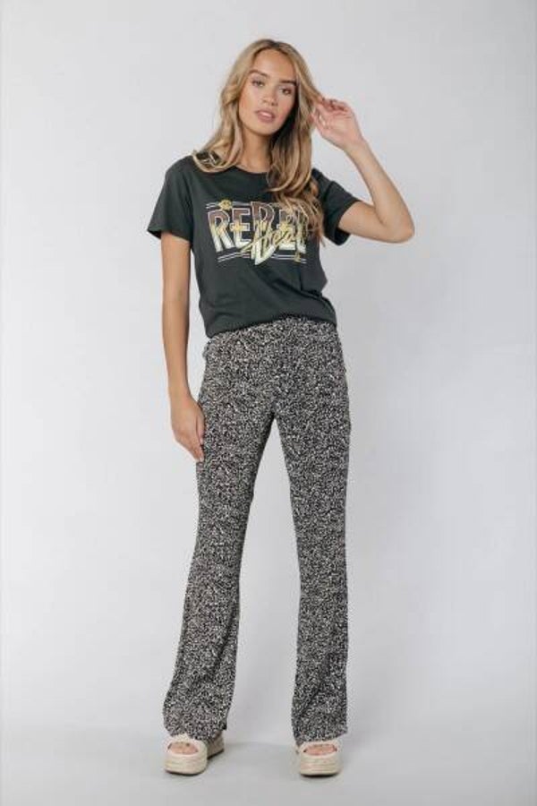 Rebel Heart Glitter Tee | Anthracite