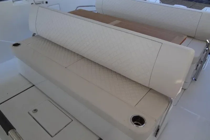 Boat Cabin Cleaning