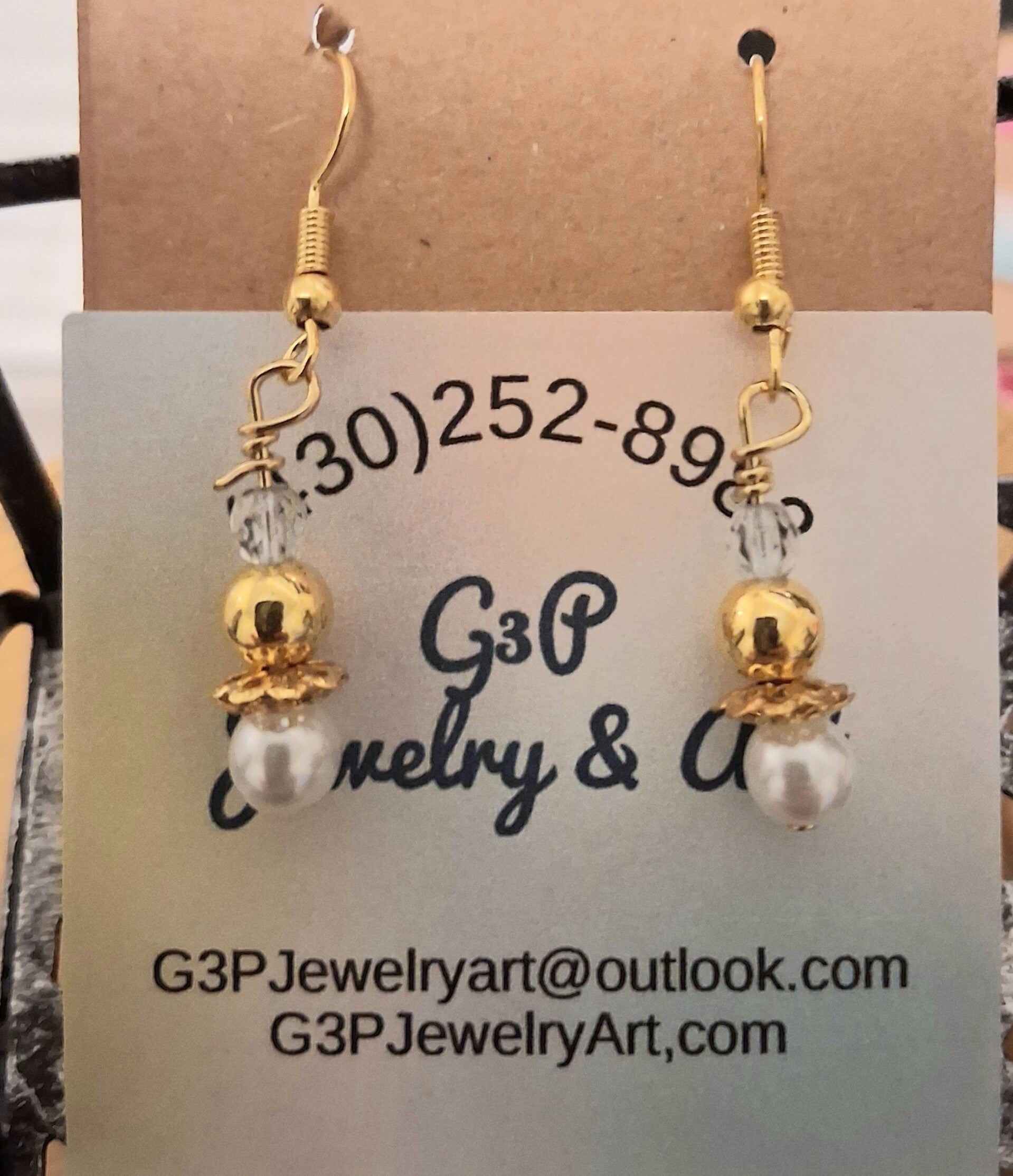Pearl drop earrings