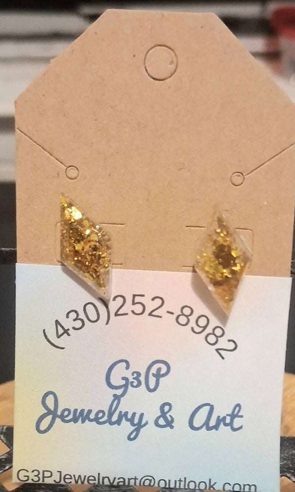Gold diamond shape earrings