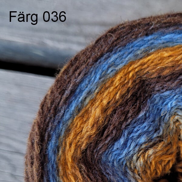 036 - Ullgarn 8/2, bruna och blå färgtoner