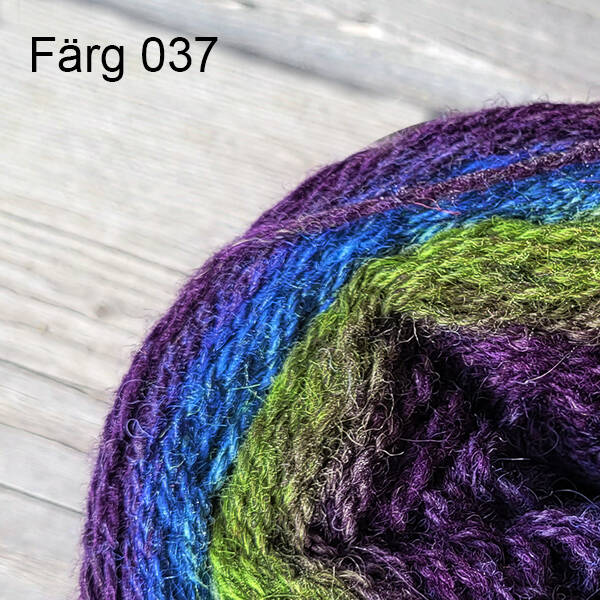 037 - Ullgarn 8/2, lila, gröna och blå mörka toner
