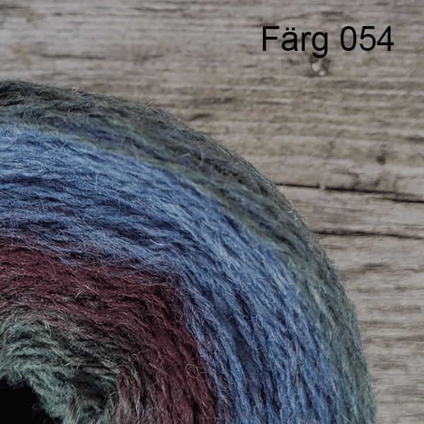 054 - Ullgarn 8/2, blå, vinröd och gröna toner