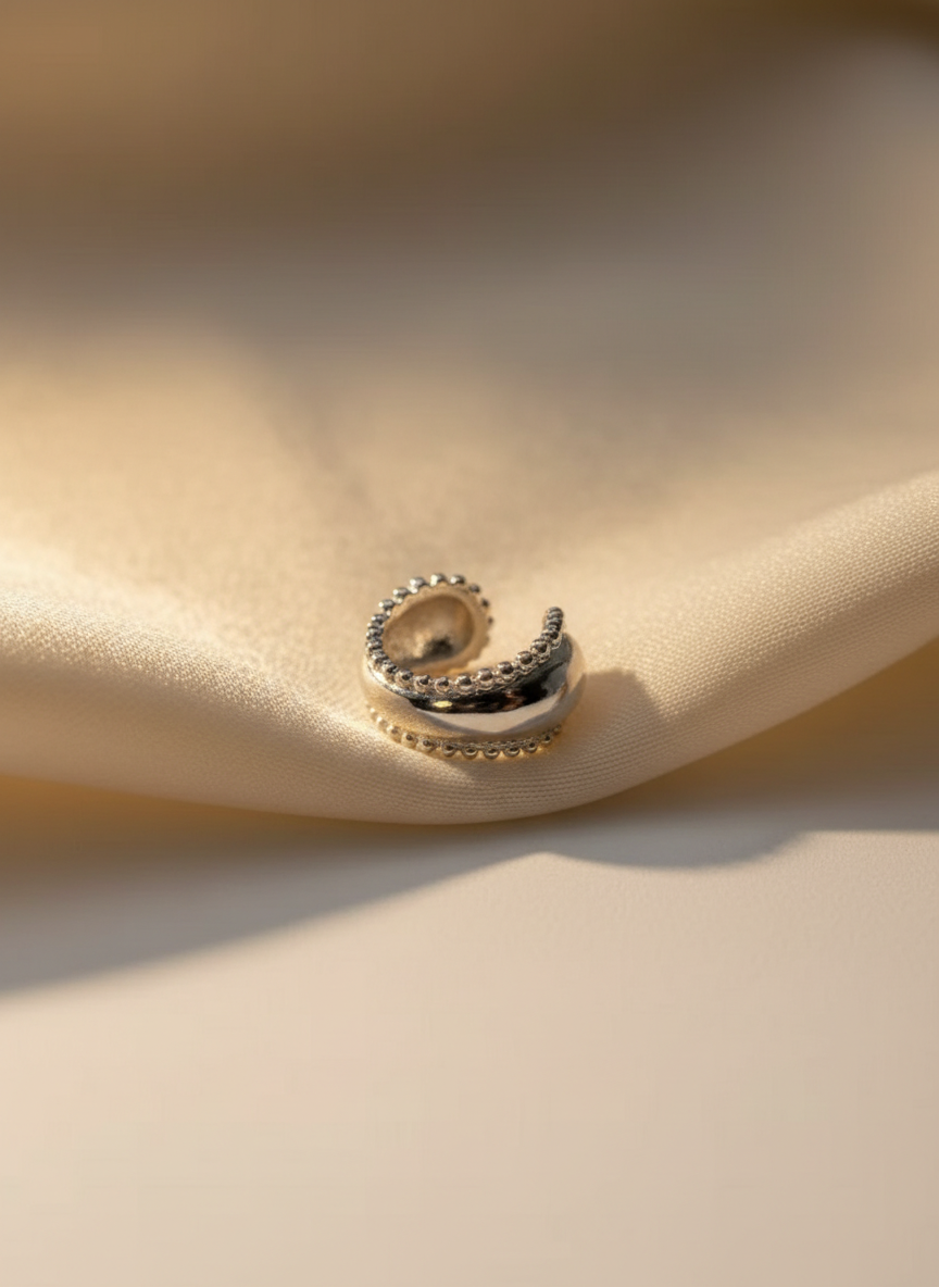 Ear Cuff 'Nadia' zilverkleur