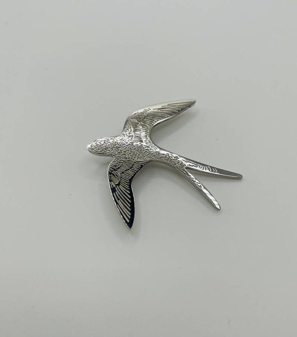 Broche Zwaluw zilverkleur