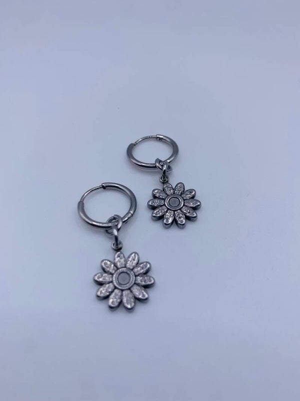 Oorbellen stainless steel zilverkleur 'Tooske'