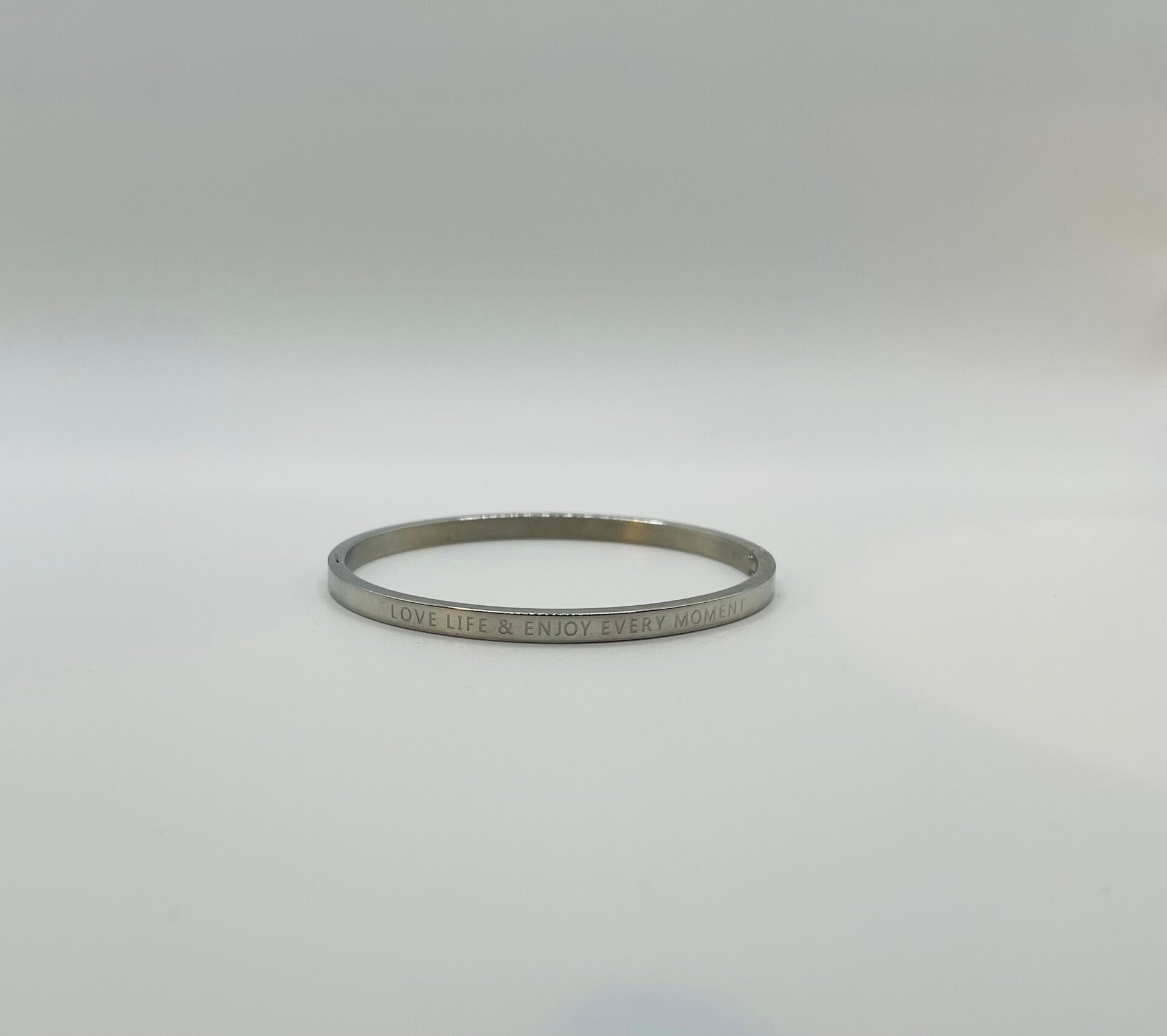 Armband stainless steel zilverkleur 'Enjoy'