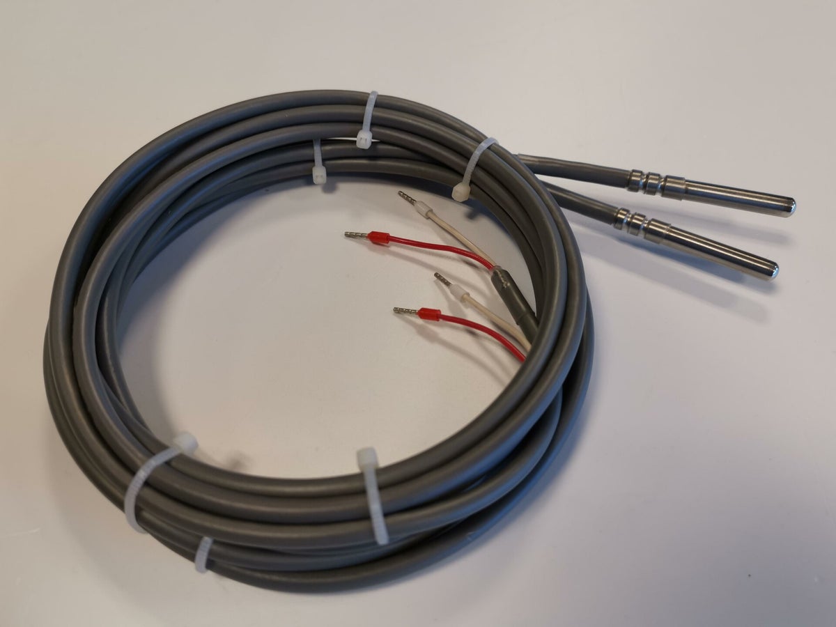 PT100 or PT1000 or NTC or PTC or digital Cable temperature sensors