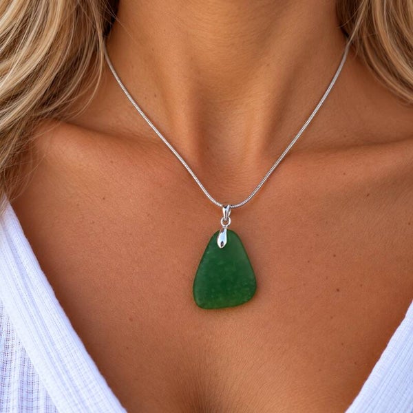 Zilveren ketting met groen zeeglas (36)