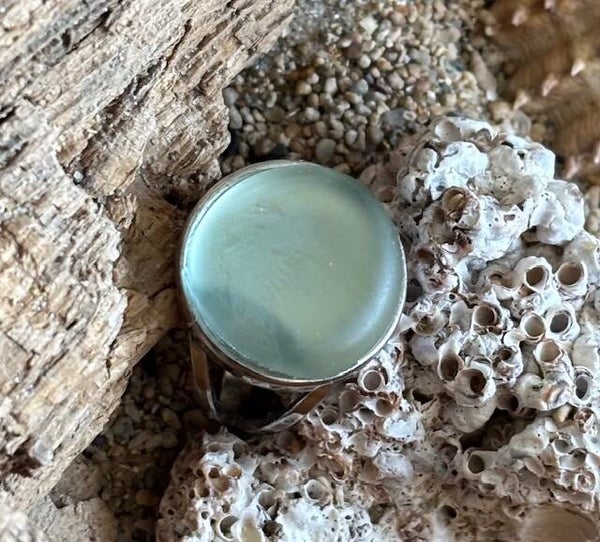 Zilveren ring met ice green zeeglas (52)