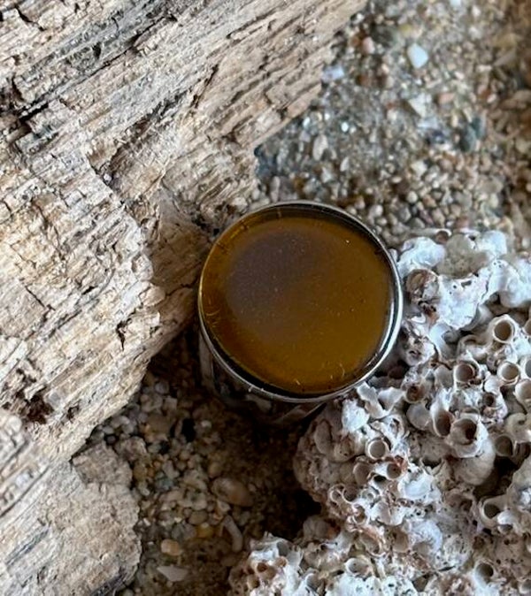Zilveren ring met bruin zeeglas (54)