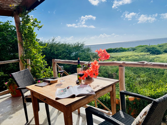 De Octopus Tropical Oasis Eco retreat Curaçao uitzicht appartement Prikichi