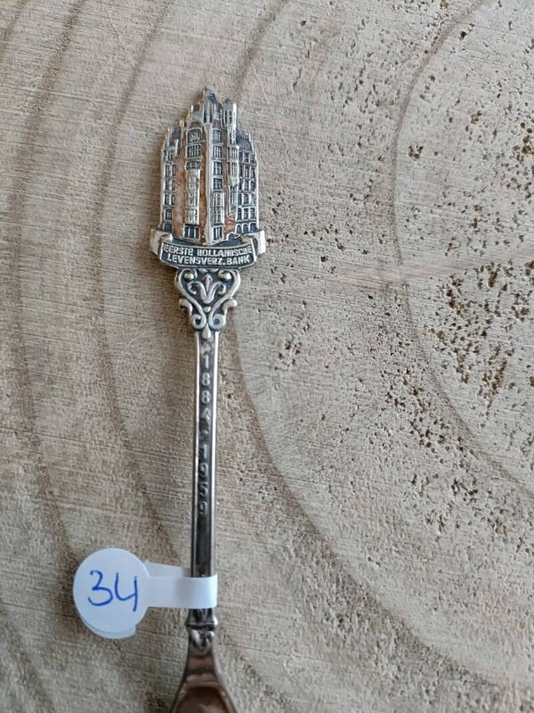 1e Hollandsche Levensverz. Bank (34)