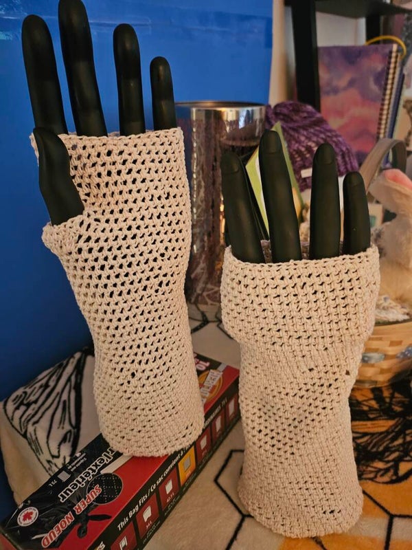 Fingerless Gloves