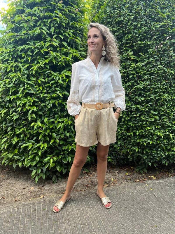 Short gold met riem