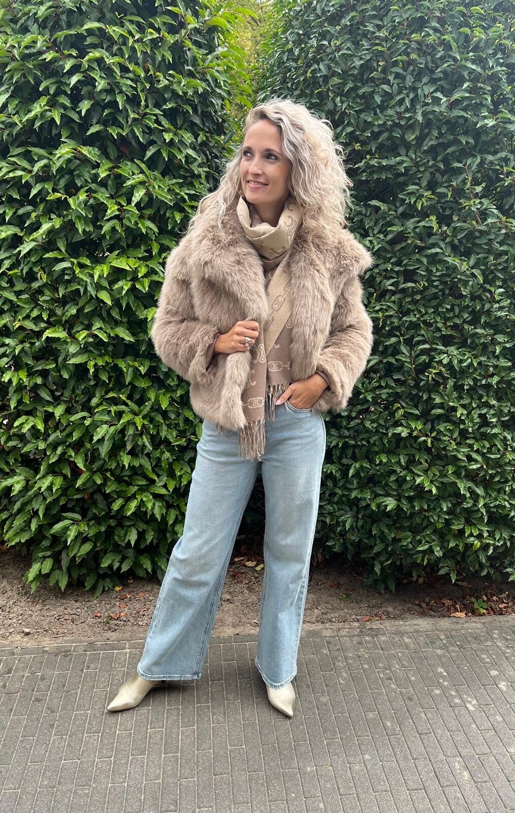 Jas Faux Fur kort 073