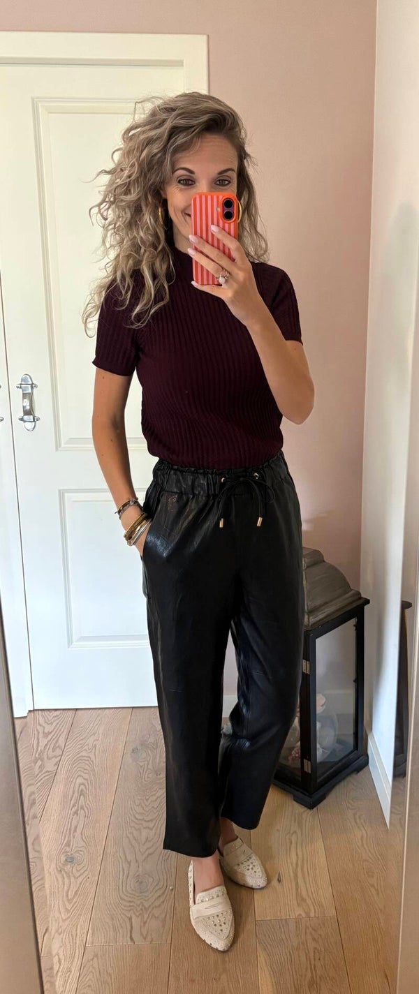 Leather look broek zwart 9016