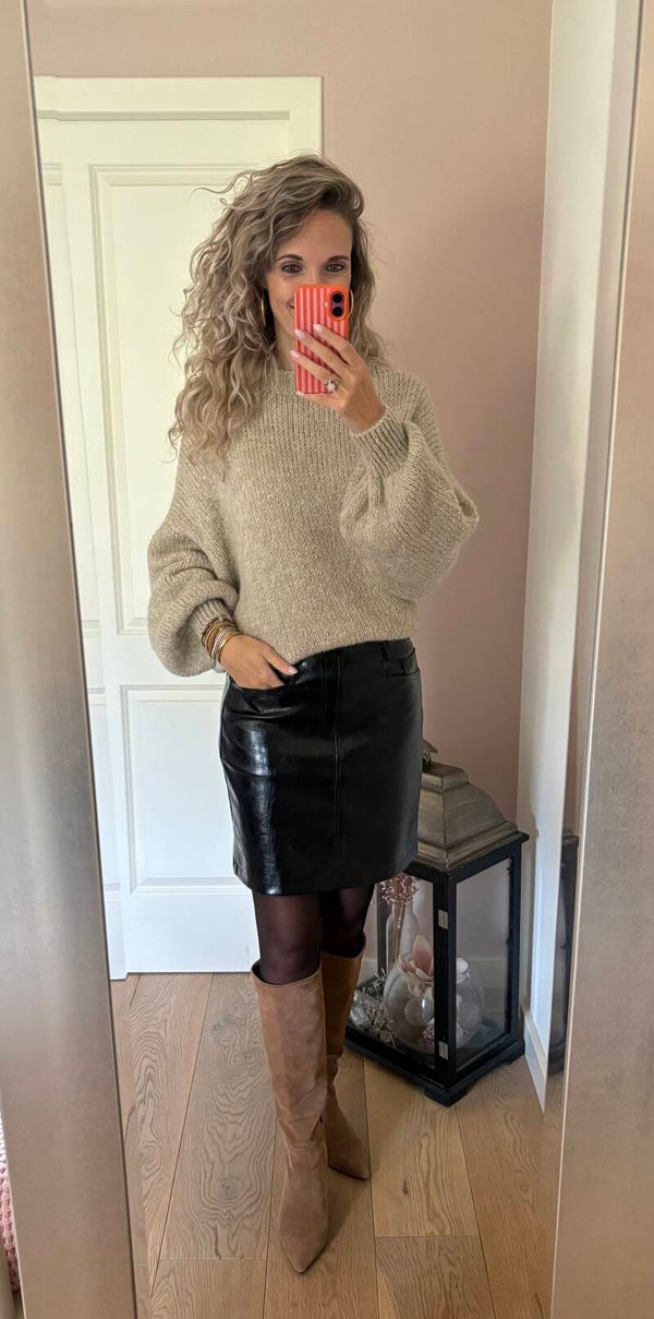 Rok 8541 leather look zwart