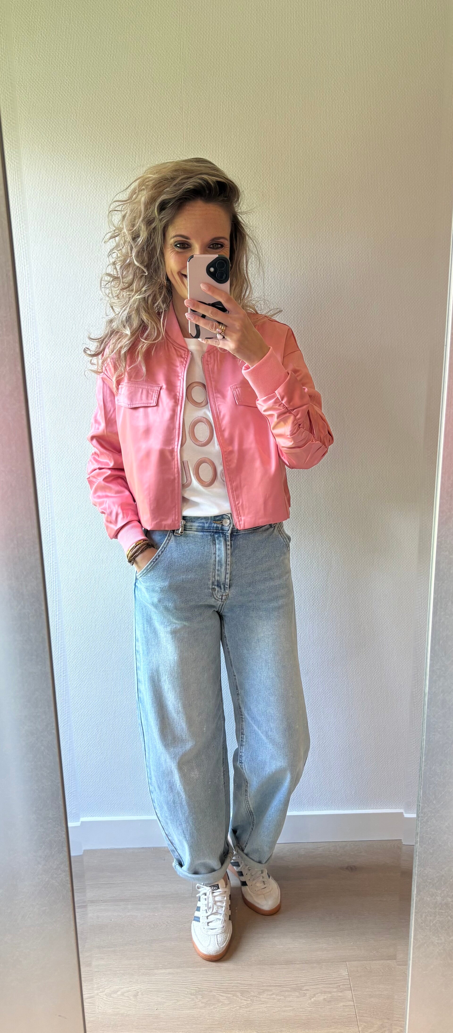 Bomber pink