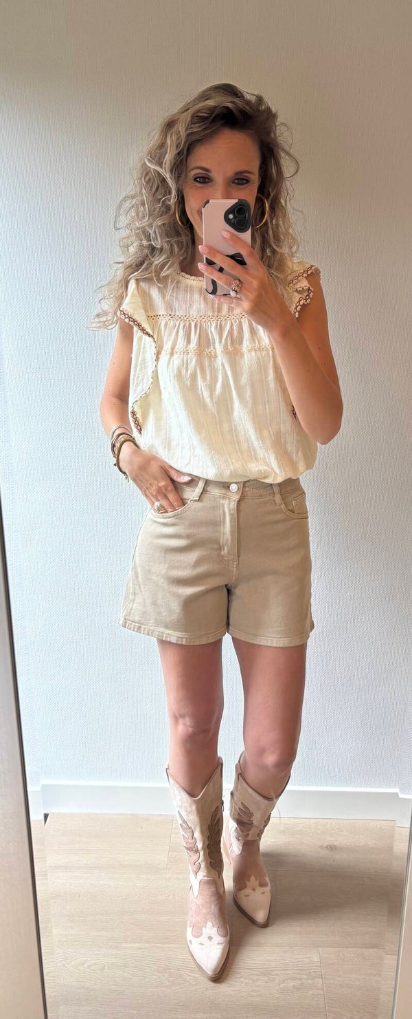 Short zand 16008
