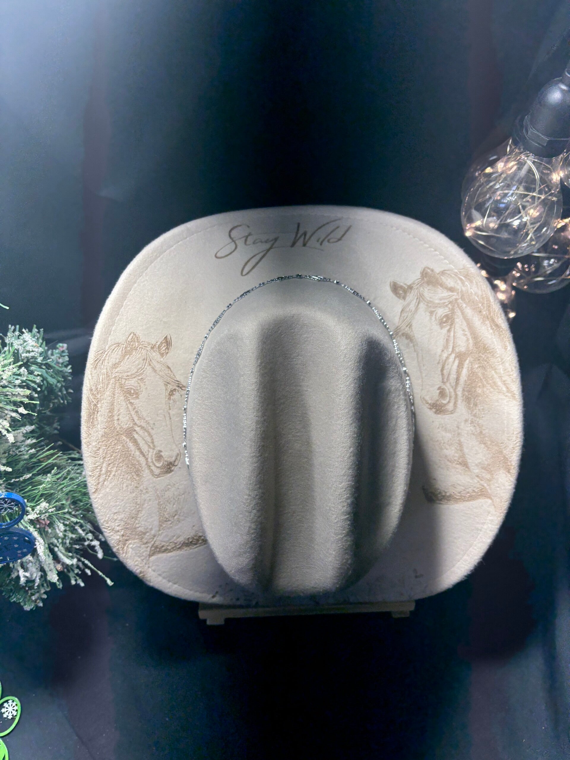 Beautiful Stay Wild Cream/Light brown  Cowgirl / Rodeo Style Hat