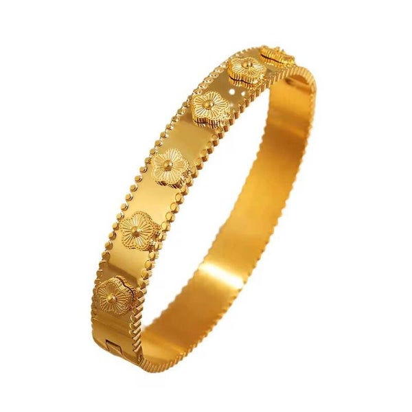 𝑩𝒓𝒂𝒛𝒂𝒍𝒆𝒕𝒆 𝑭𝒍𝒐𝒓.