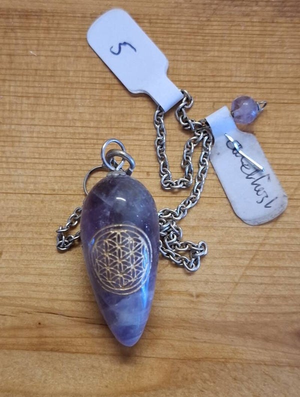 Pendel 5 - Amethist met Bloem des Levens.