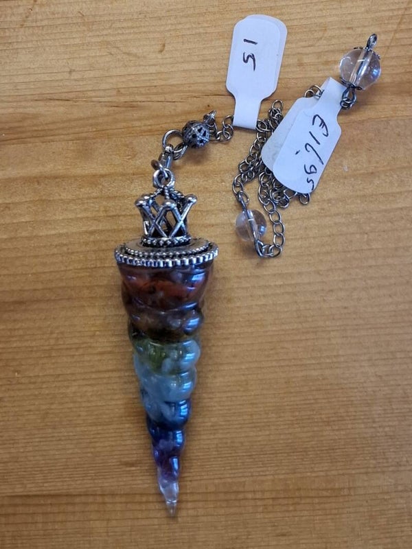 Pendel 15 - 7 Chakra’s in Spiraalvorm.