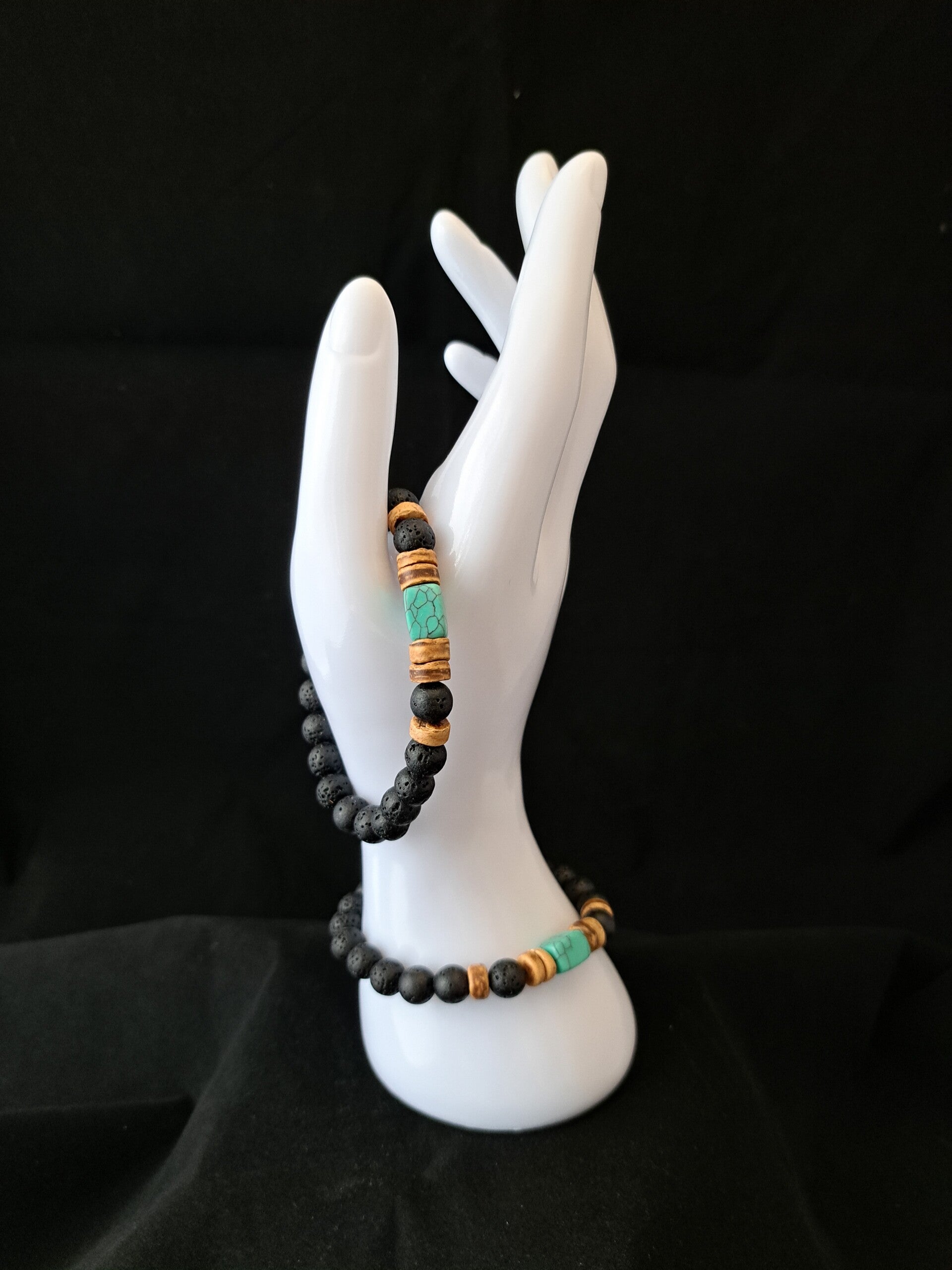 Armband - Zwarte natuursteen met Turquoise.