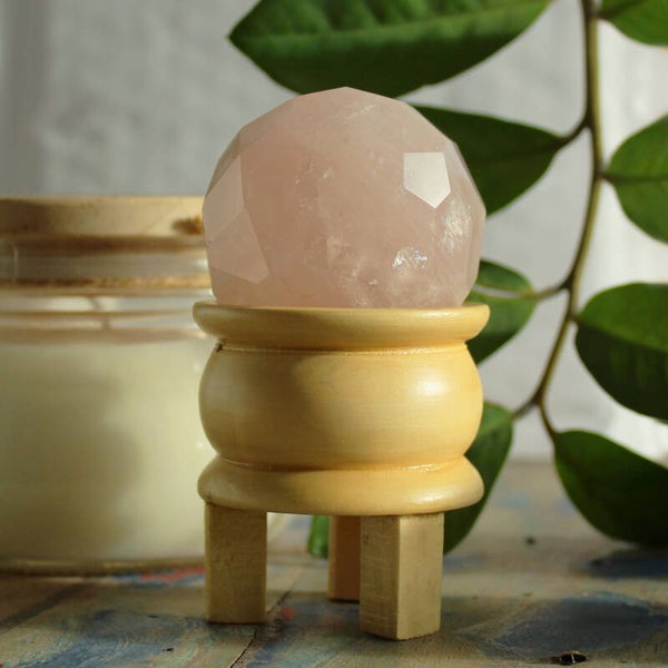 Facet geslepen edelstenen healing bal & standaard - Rose Quartz.